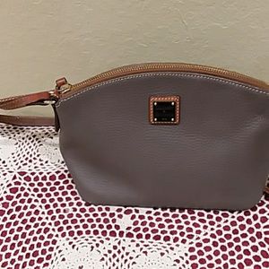 Dooney & Bourke  crossbody